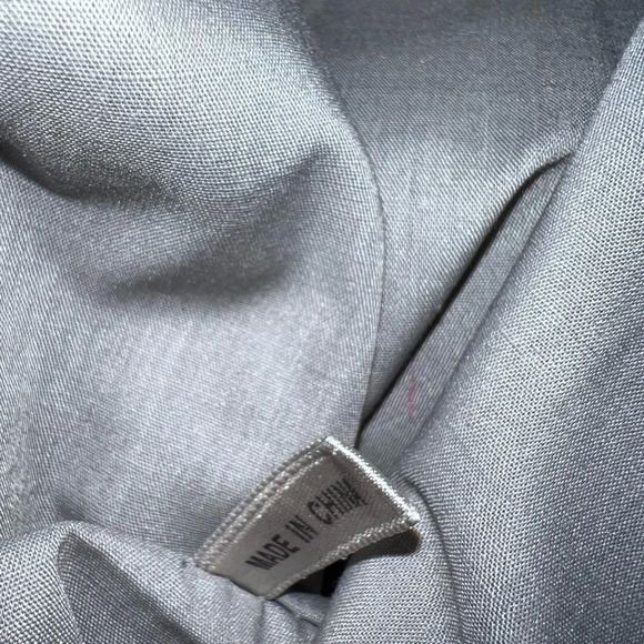 Victoria’s Secret, all gold pebble finish lined satchel w/ gold top zip closure - Picture 8 of 10